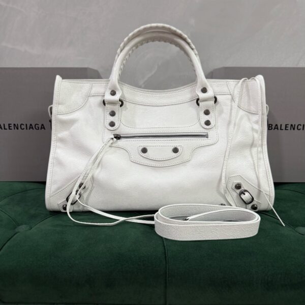 Basic Shoulder Bag