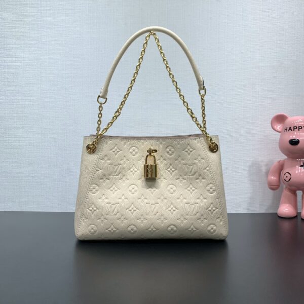 Promenade Handbag M14659