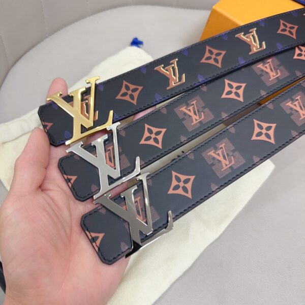 LOUIS VUITTON Belt